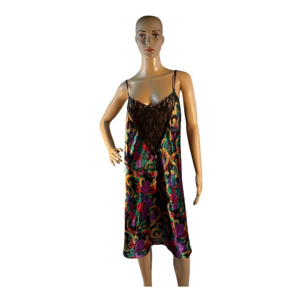 Intimates Pleasures Women’s Vintage Floral Lace knee Slip Nightgown Size 18/20